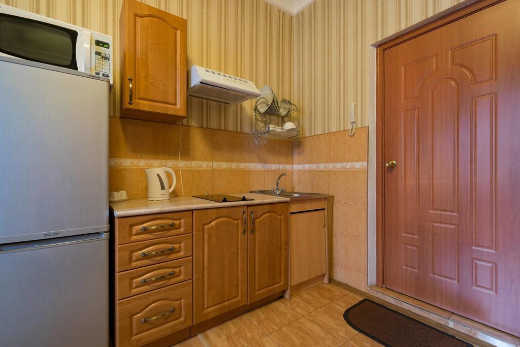 Apartment Nadezhda at Kabanbay Batyra 122 Almaty Bagian luar foto
