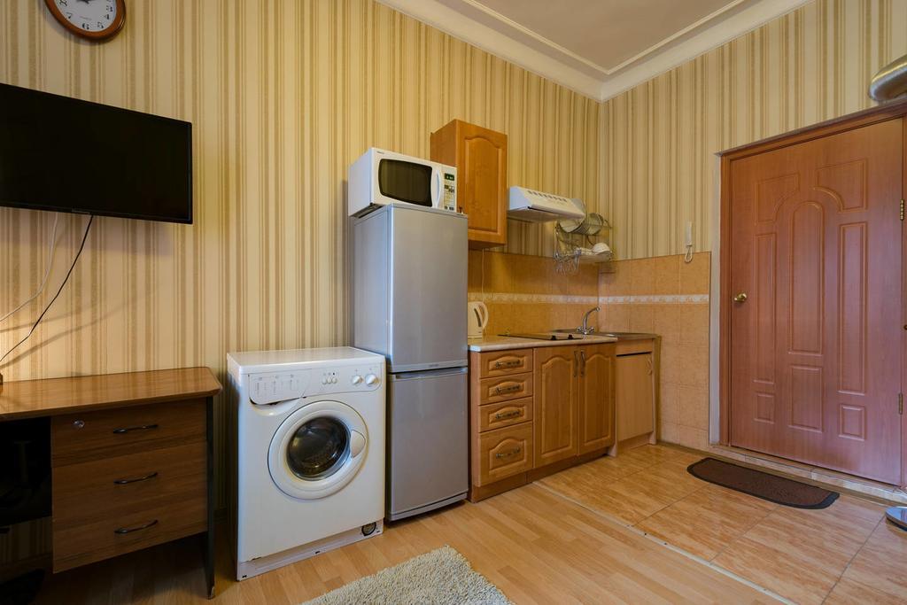 Apartment Nadezhda at Kabanbay Batyra 122 Almaty Bagian luar foto